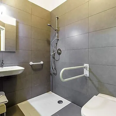 Ibis Styles 브린디시